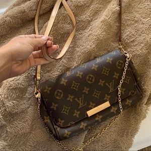 Louis Vuitton Favorite PM Crossbody
